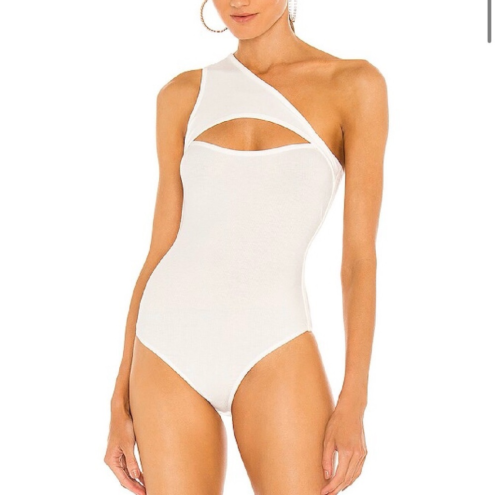 Superdown Ribbed White Top
